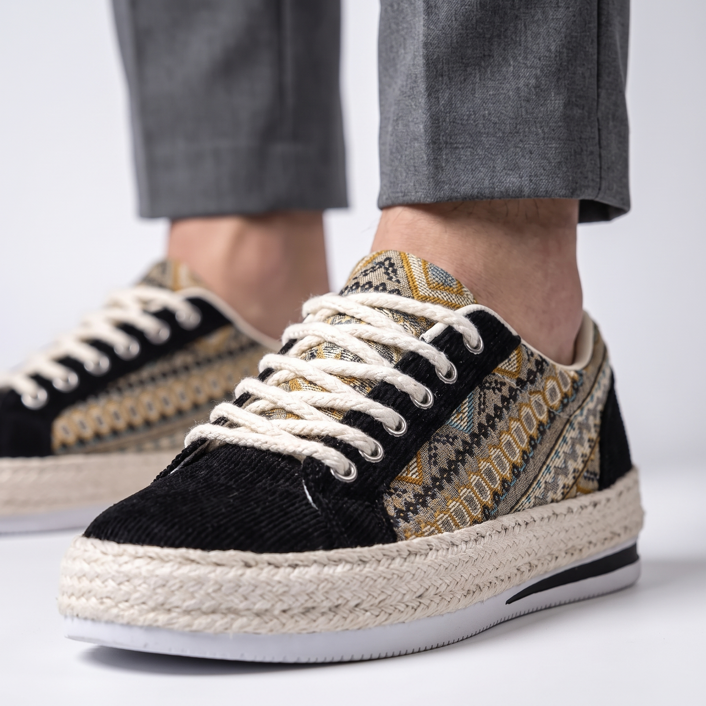 Velaro Shoes